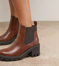 Oasis Brown Chunky Chelsea Boots