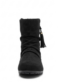 Primark Black Fur-Lined Slouch Ankle Boots with Tassel