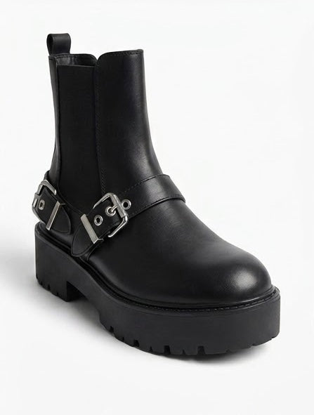 New Look Black Chunky Chelsea Boots with Buckle Straps