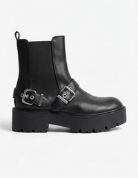 New Look Black Chunky Chelsea Boots with Buckle Straps