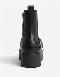 New Look Black Chunky Chelsea Boots with Buckle Straps