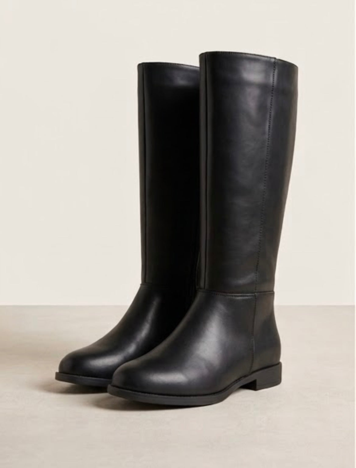Black Flat Knee-High Riding Boots