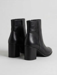 Dorothy Perkins Black Block Heel Ankle Boots