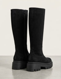 Boohoo Wide Fit Black Suede-Effect Knee-High Chunky Cleated Sole Boots