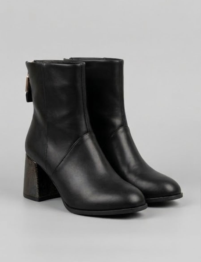 River Island Black Textured Block Heel Ankle Boots