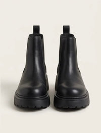 Primark Black Smooth Chunky Chelsea Boots