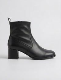 Primark Black Pull Tab Block Heel Ankle Boots