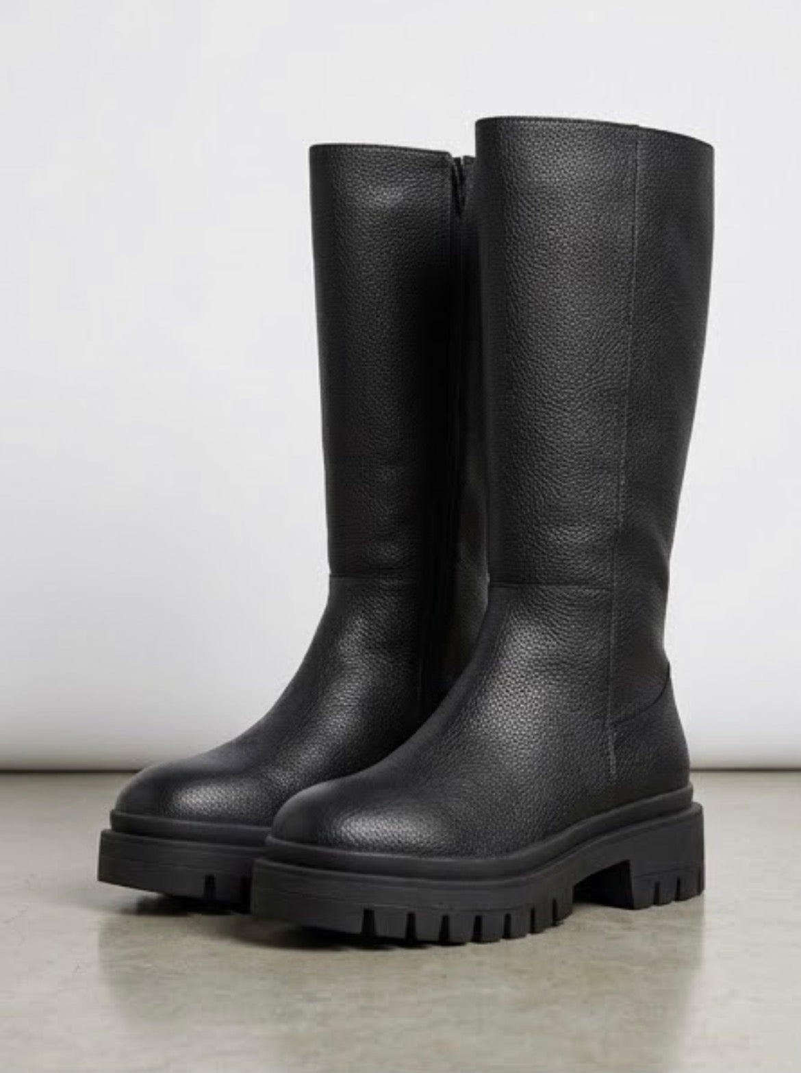 Boohoo Black Pebbled Knee-High Chunky Cleated Sole Boots