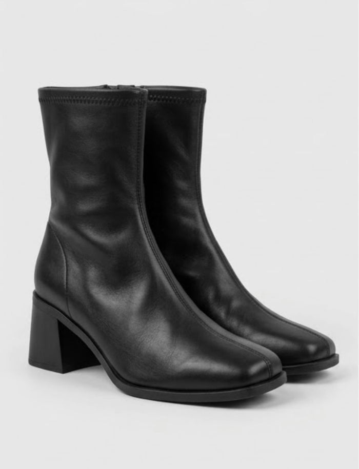 Papaya Black Square Toe Block Heel Ankle Boots