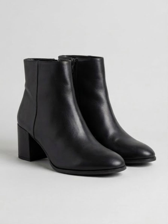 Dorothy Perkins Black Block Heel Ankle Boots