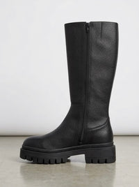 Boohoo Black Pebbled Knee-High Chunky Cleated Sole Boots