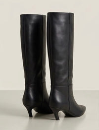 New Look Black Pointed Toe Knee-High Kitten Heel Boots