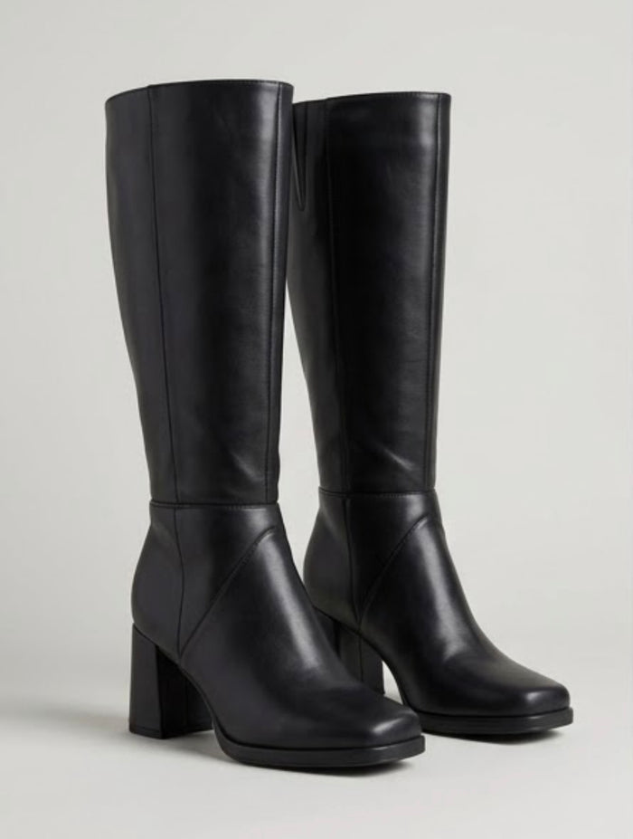 Boohoo Black Square Toe Knee-High Block Heel Boots