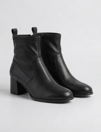 Primark Black Pull Tab Block Heel Ankle Boots